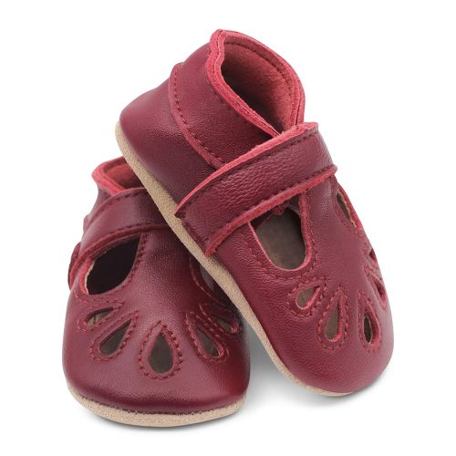 Classic T-bar baby shoes in burgundy 
