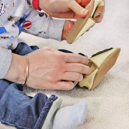 How to Measure Your Baby’s Feet at Home